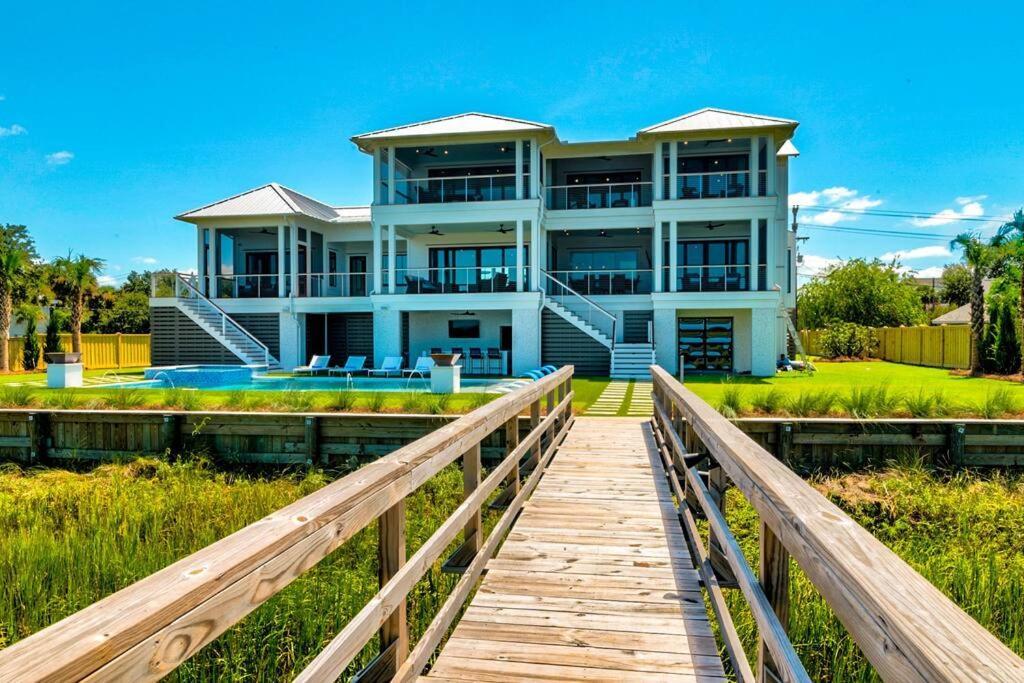 New Waterfront Home With Deep Water Dock Isle of Palms Exterior photo