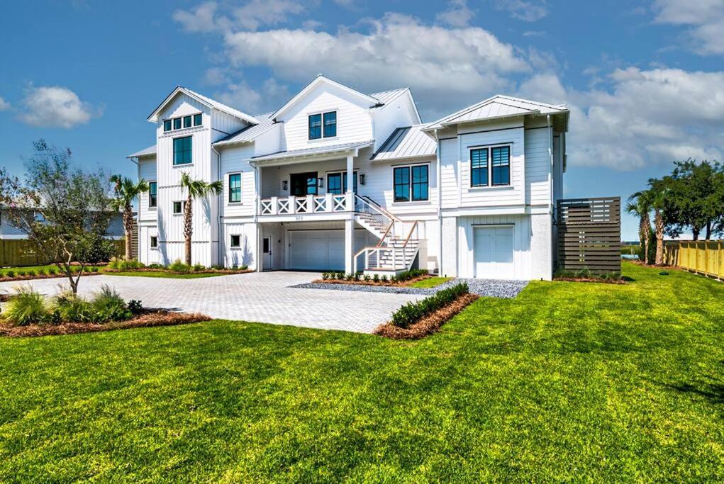 New Waterfront Home With Deep Water Dock Isle of Palms Exterior photo